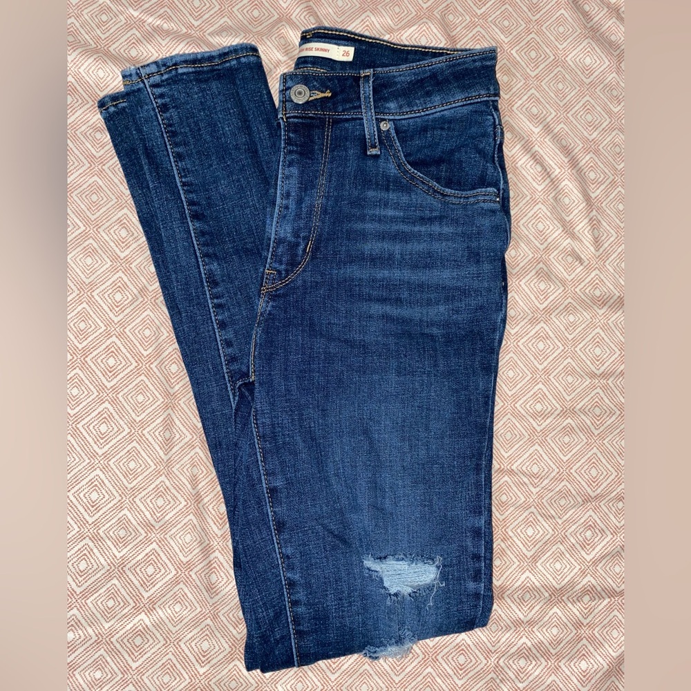 Women’s Levi’s Pants
